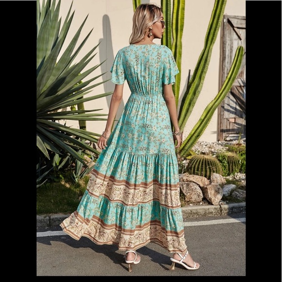 SOLD SOLD SOLD 🌸🛍🌸 Beautiful Boho long flowing dress - Picture 3 of 11